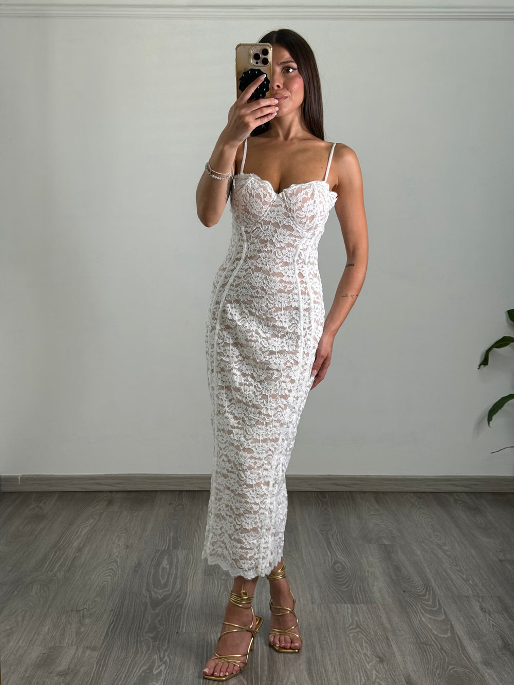 Abito pizzo 15216